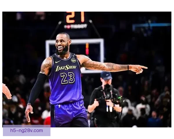 联盟第一湖人关键詹皇末节逆转