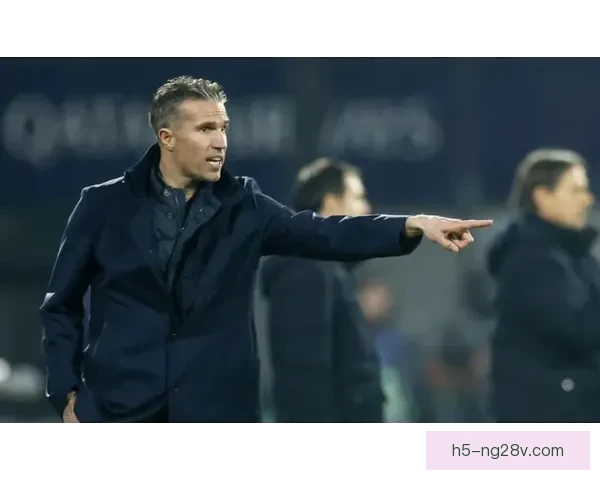 斯特林转投费耶诺德信范佩西