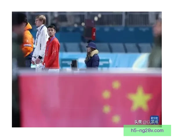 对手纷纷膜拜宁忠岩完美滑行