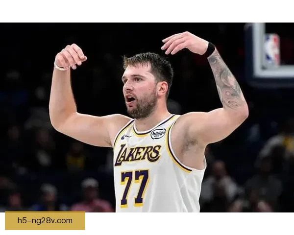 东契奇收获湖人生涯首个50+表现 东契奇收获湖人生涯首个50+表现